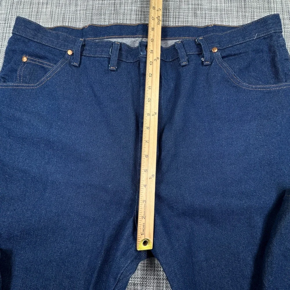 Wrangler Men's 44x36 31MWZPW Cowboy Cut Relaxed Fit Jeans Prewashed Indigo